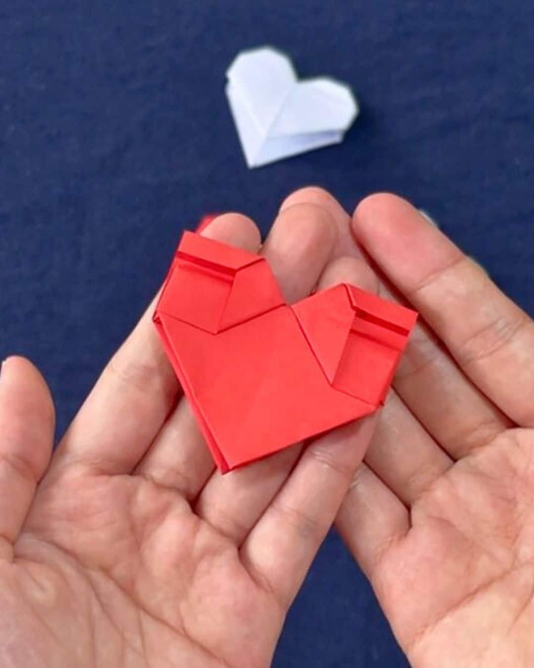 Homemade Origami Heart Bookmark — paper craft activities