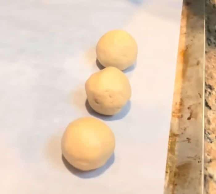 How to Make Peanut Butter Snowballs at Home
