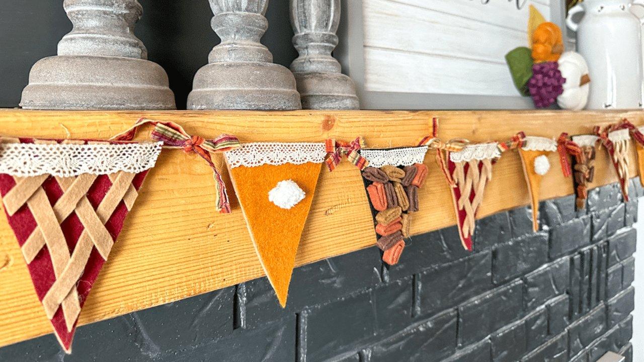 Easy DIY Holiday Pie Garland