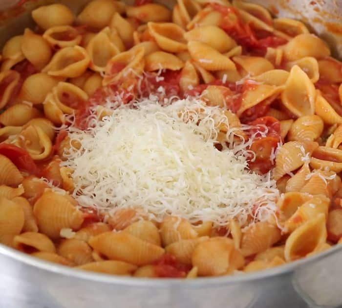 Easy to Make Cherry Tomato Pasta