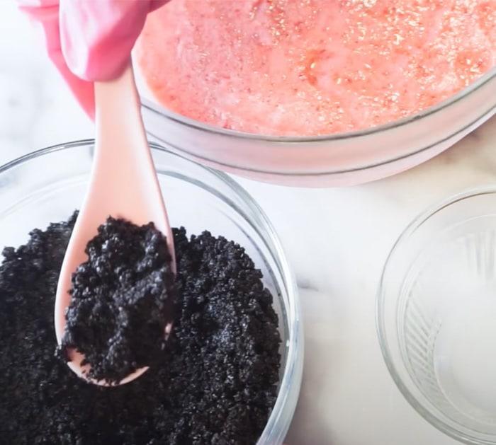 directions for making strawberry mousse