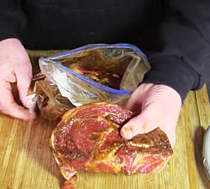 Make A Brown Sugar And Maple Syrup Marinade Rub For Grilled Sugar Steak