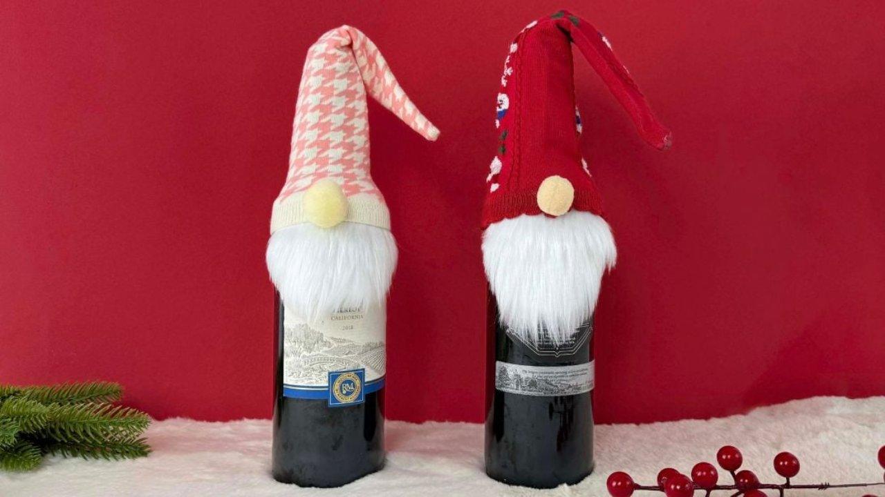 DIY Santa Wine Bottle Gift