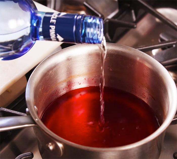 Easy Christmas Drinks - Fun Alcohol Drinks - Cool Whipped Strawberry Drinks