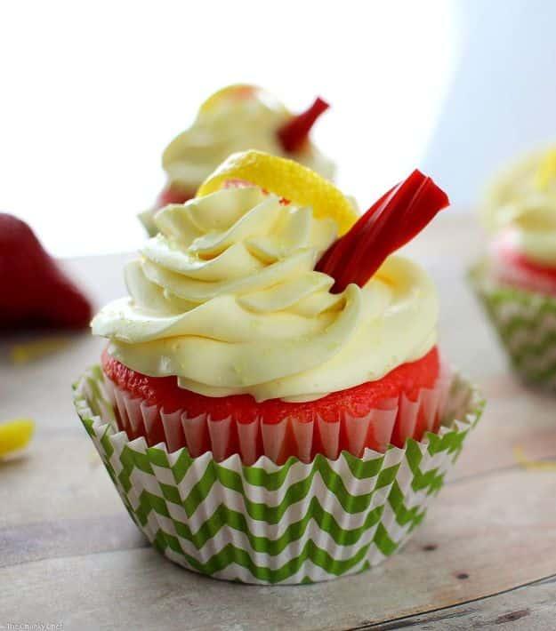 Cool Cupcake Decorating Ideas - Strawberry Lemonade Cupcakes - Easy Ways To Decorate Cute, Adorable Cupcakes - Quick Recipes and Simple Decorating Tips With Icing, Candy, Chocolate