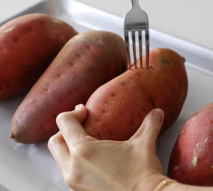 BBQ Chicken Stuffed Sweet Potatoes Recipe Ingredients