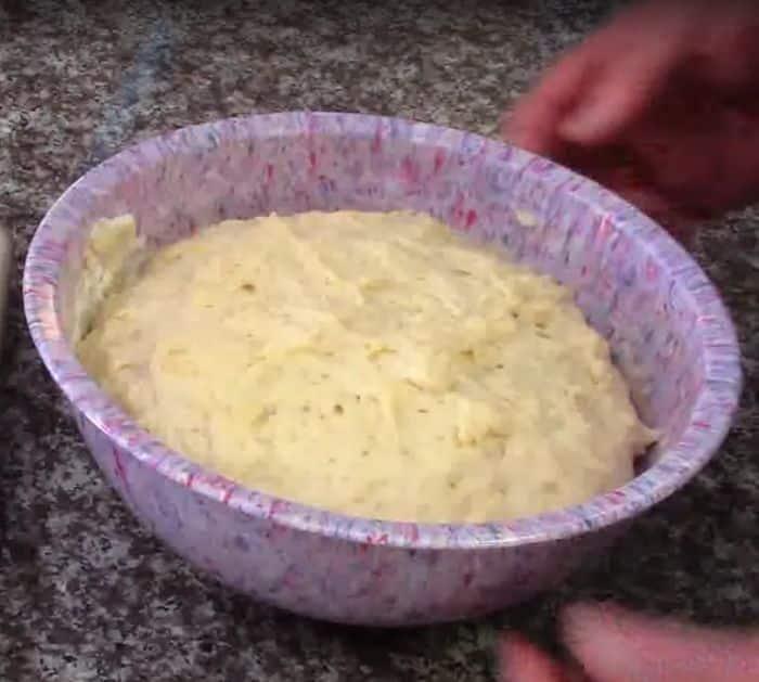 Quick and Easy Dinner Rolls Recipe