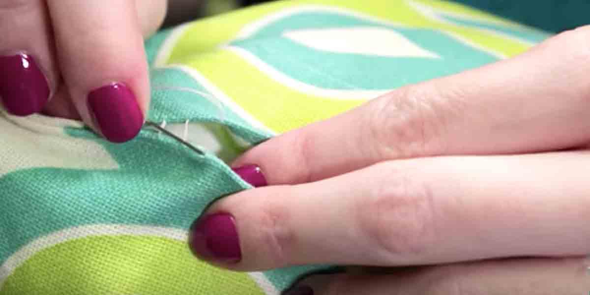 How To Do The Invisible Stitch