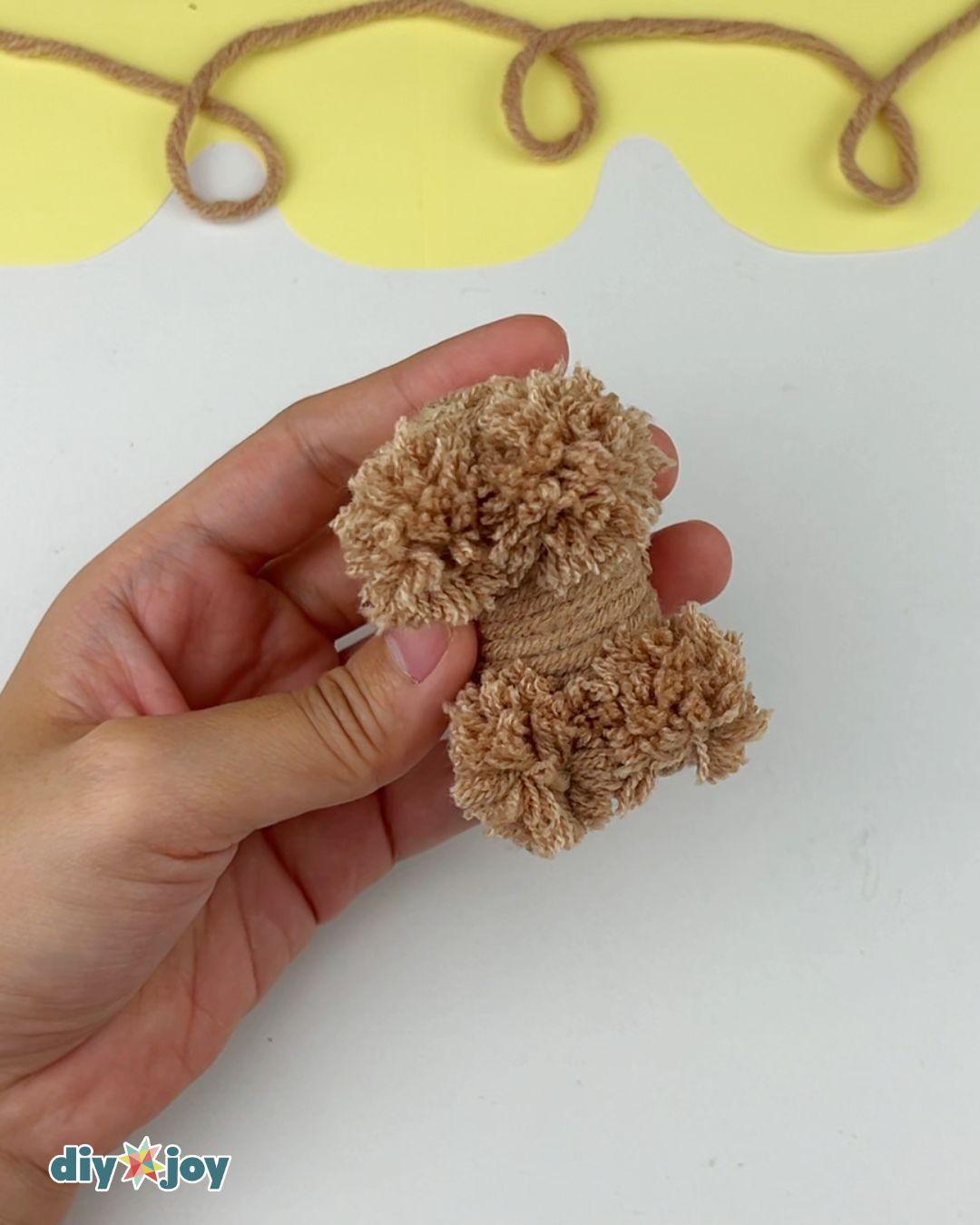 Easy Yarn Dog Keychain — glue the feet