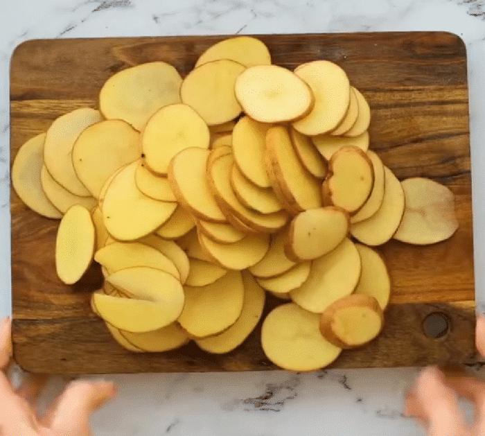 How to Make Campfire Potatoes