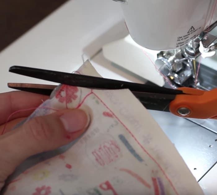 How To Sew The Easiest Baby Blanket Ever