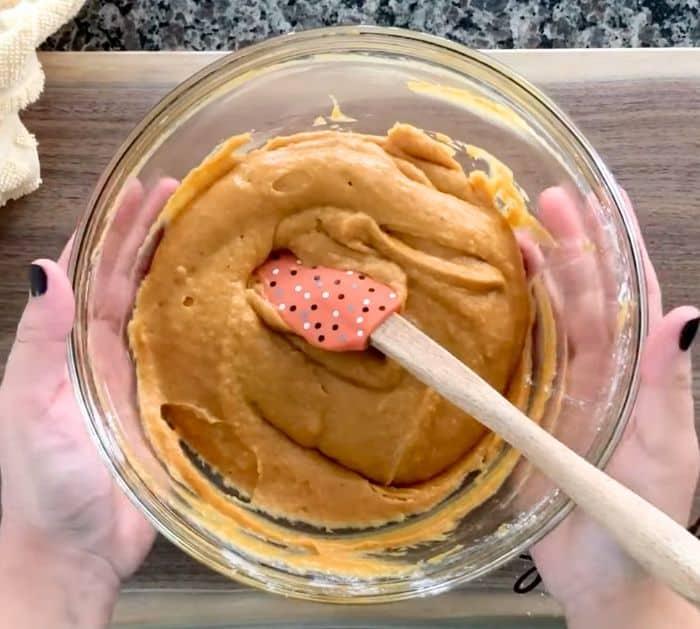 How to Make Pumpkin Bread