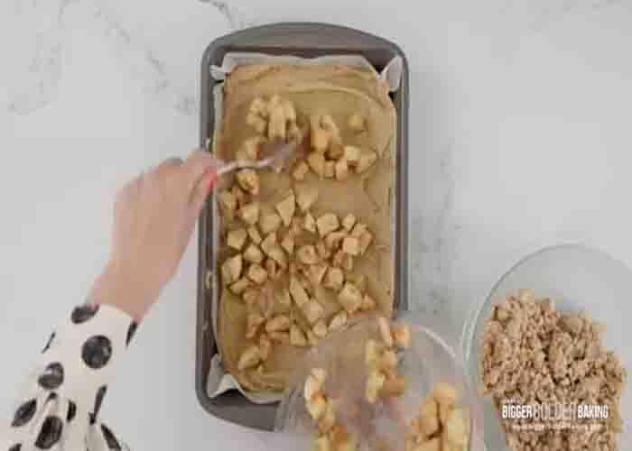 Assembling the 3-layer apple pie blondies