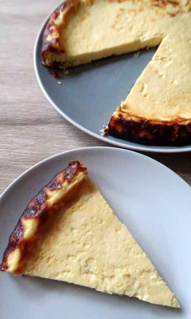 Keto Dessert Recipes - Low Carb Lemon Ricotta Cake - Easy Ketogenic Diet Dessert Recipes and Recipe Ideas - Shakes, Cakes In A Mug, Low Carb Brownies, Gluten Free Cookies #keto #ke