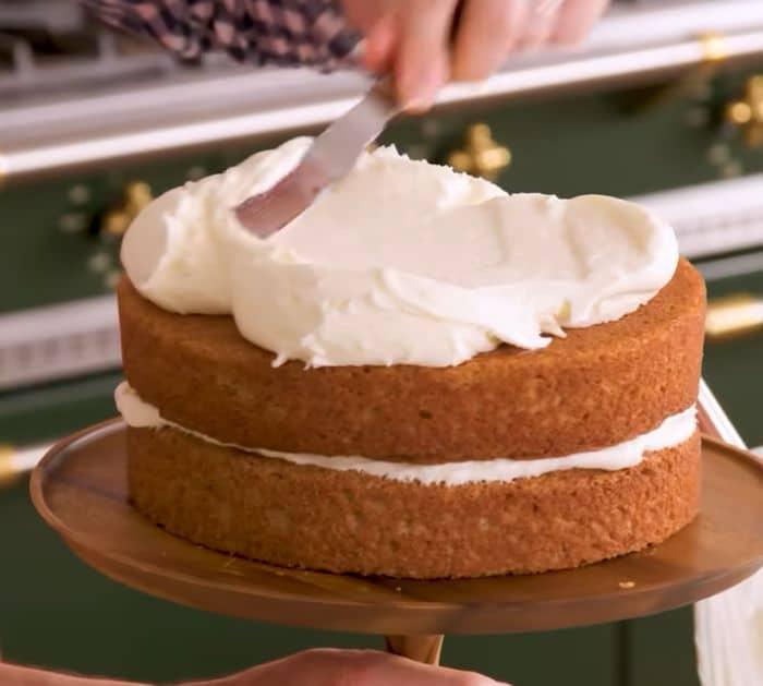 How to Make Spice Cake