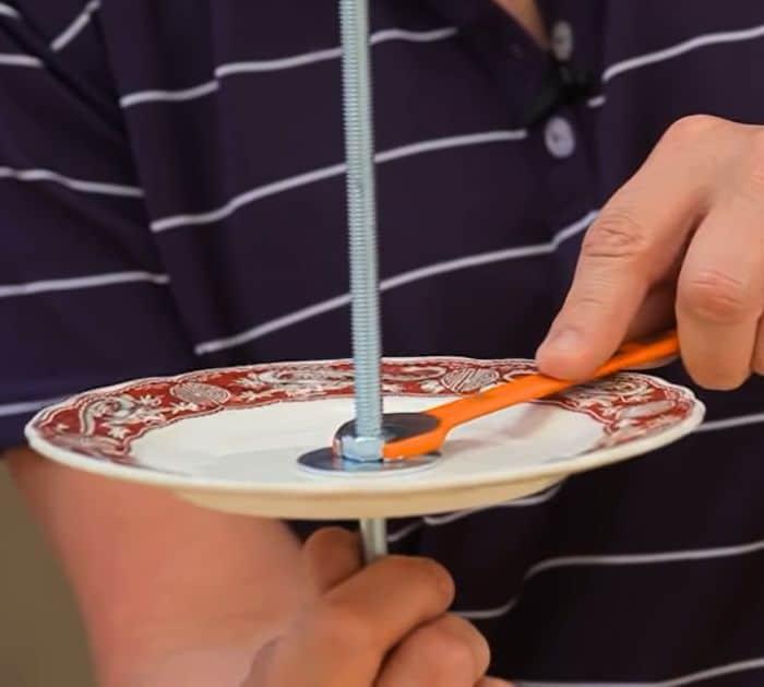 How to Make a Teacup Birdfeeder