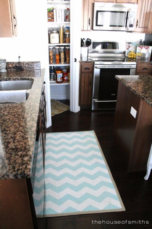 Chevron Painted Rug From Ikea, a DIY rug idea, an easy project using leftover fabric or yarn and a nice change of pace