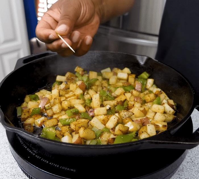 Ultimate Country Breakfast Skillet Ingredients