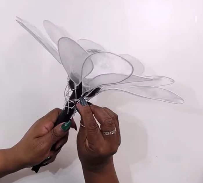 How to Make Solar Light Giant Flowers