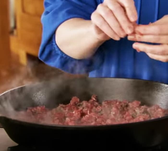 How To Make Biscuits and Gravy With Ree Drumond | Homemade Recipes