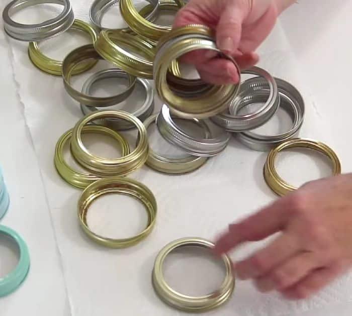 How To Make DIY Mason Jar Lid Pumpkin