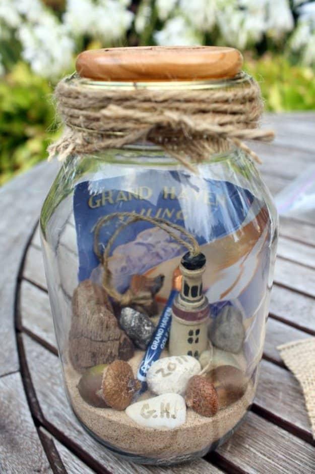 Mason Jar Memories, a creative way to repurpose an old jar and a charming handmade gift for summer and it comes together fast