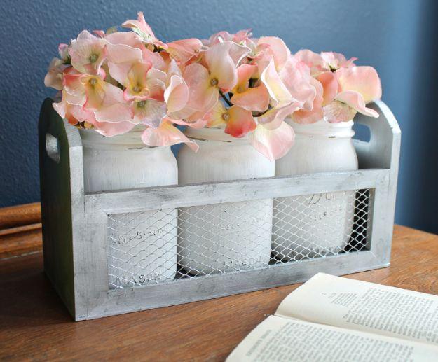 DIY Farmhouse Style Mason Jar Planter, simple to scale to fit almost any space and an idea worth saving for later