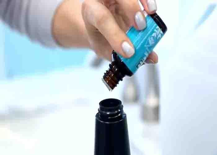 Making your own DIY cleaning solution