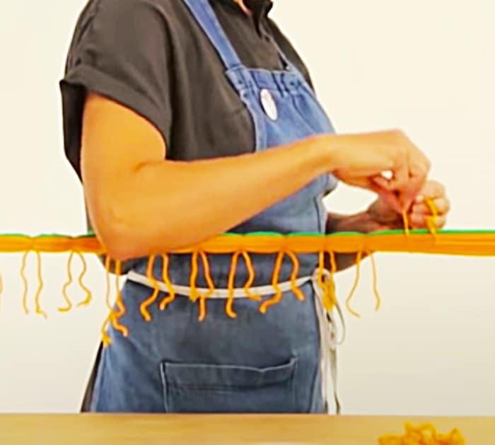 Easy DIY Pumpkin Garland - Fall DIY Decor - Dollar Tree DIY