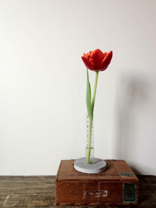 DIY Projects With Concrete - DIY Concrete + Cylinder Vase - Easy Home Decor and Cheap Crafts Made With Cement - Ideas for DIY Christmas Gifts, Outdoor Decorations