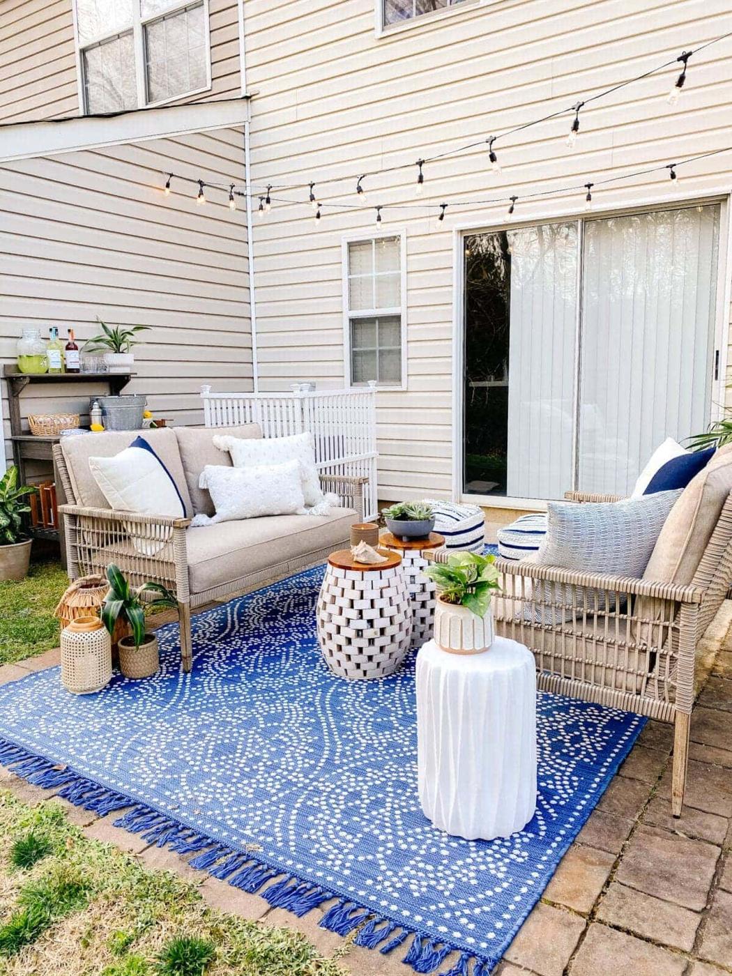 Budget Patio Makeover, quick to put together in an afternoon and a nice way to make a plain corner feel finished