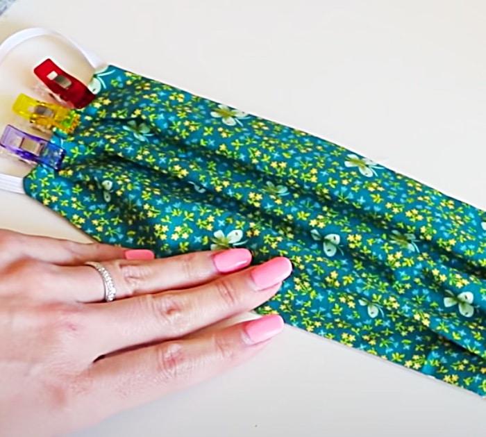 How To Secure And Sew Pleats For Contour In An Elastic Face Mask