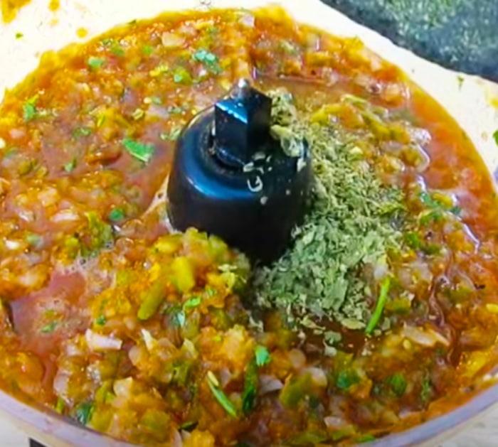 Food Processor Salsa Recipe - Easy Salsa Recipe - Mexican Food Ideas