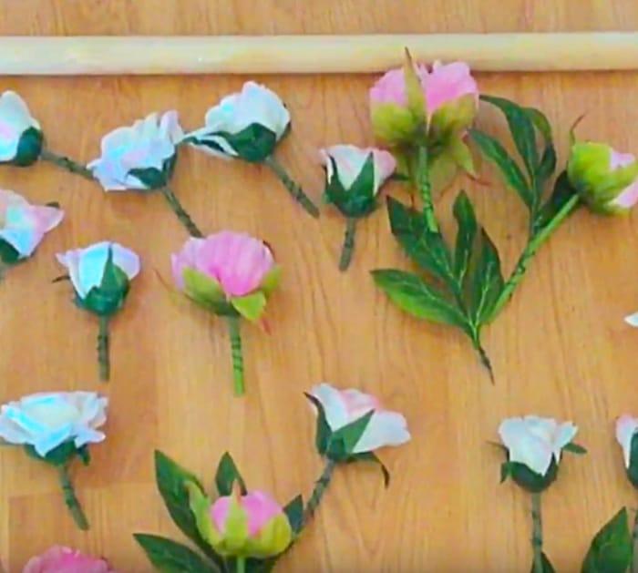 Learn To Make This DIY Floral Wall Art