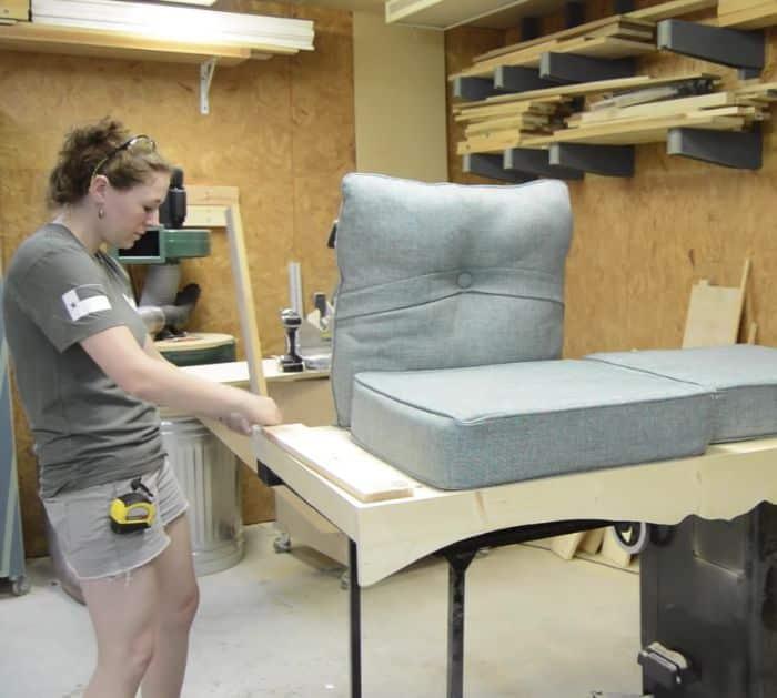 Easy to Build DIY Hanging Bed Swing
