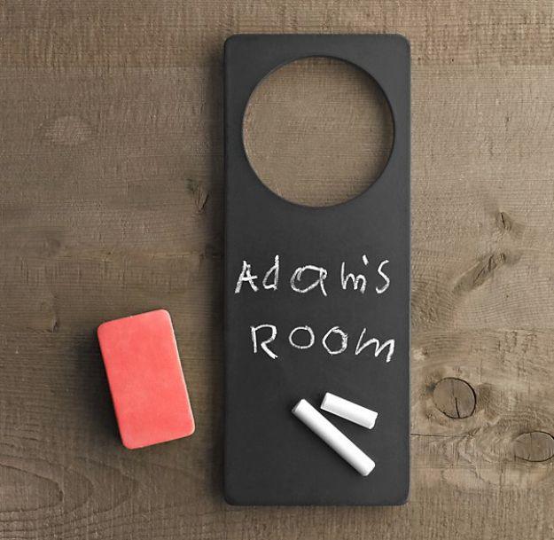 Chalkboard Room Sign, quick enough to finish in an afternoon and one of the more popular picks from this roundup