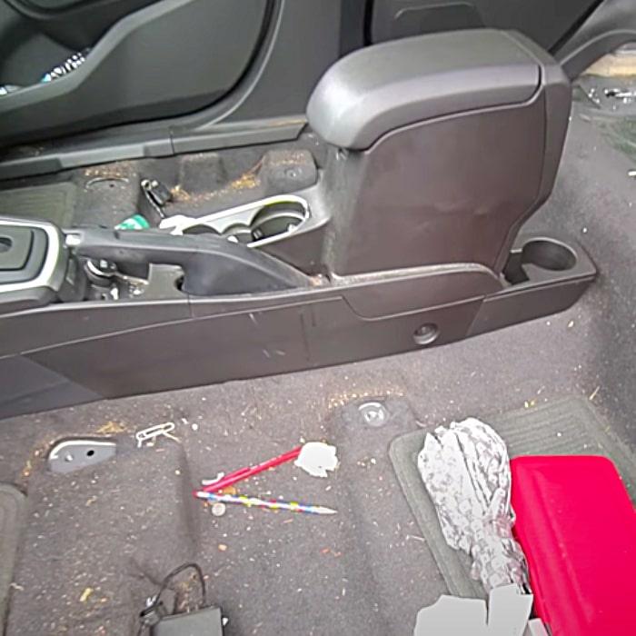 How To Deep Clean The Car Interior - Easy Car Cleaning Ideas - How To Clean Car Carpet