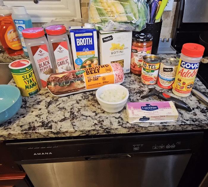How to Make Cheesy Mexican Casserole