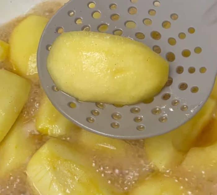 Easy Classic Apple Tart Dessert Recipe