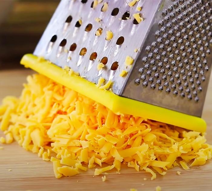 Grate Cheddar Cheese For Mac And Cheese - 3-Ingredient Recipes