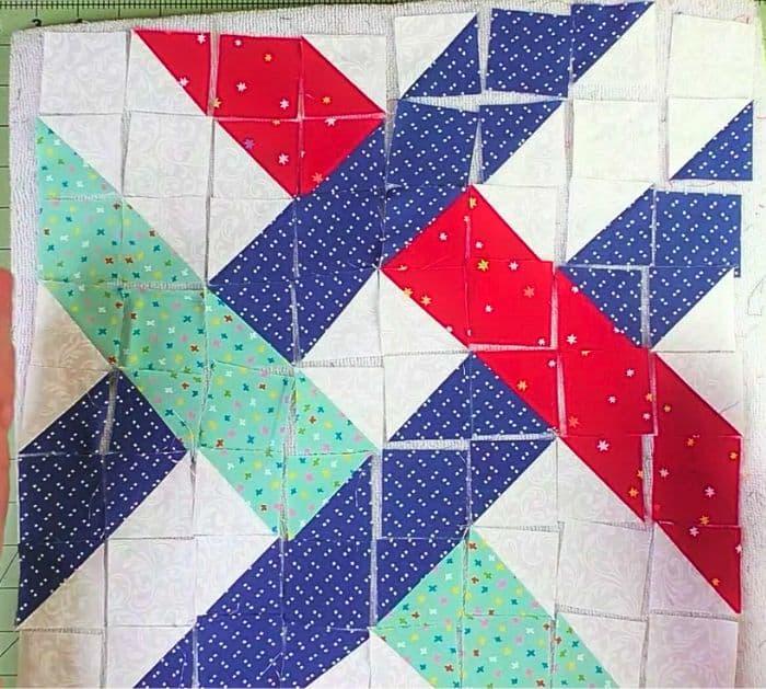 Easy to Make Lattice Square Quilt Block
