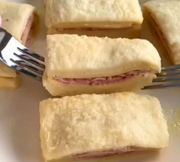 Cheese and Ham Toastie Dippers Instructions