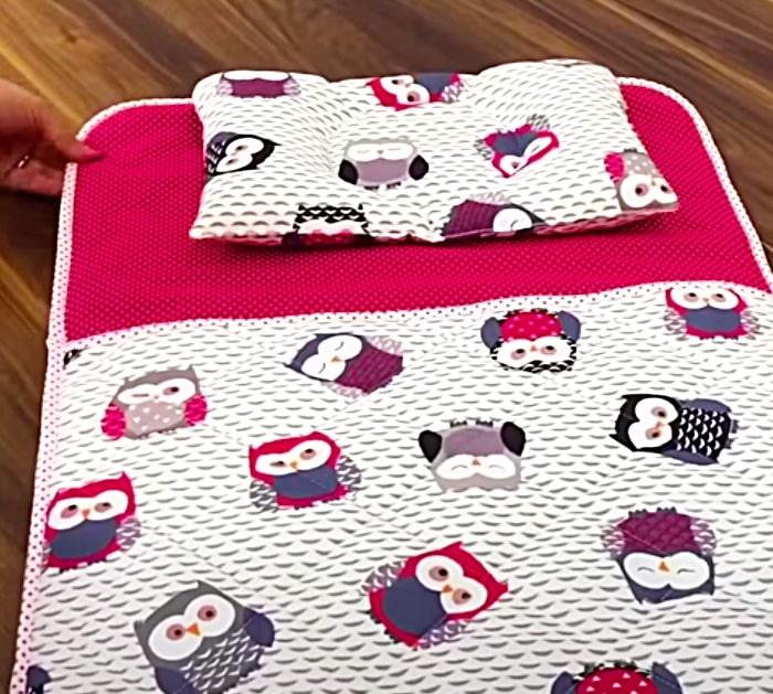 Easy Baby Blanket - Quick Sewing Project - Cheap Baby Gift Idea