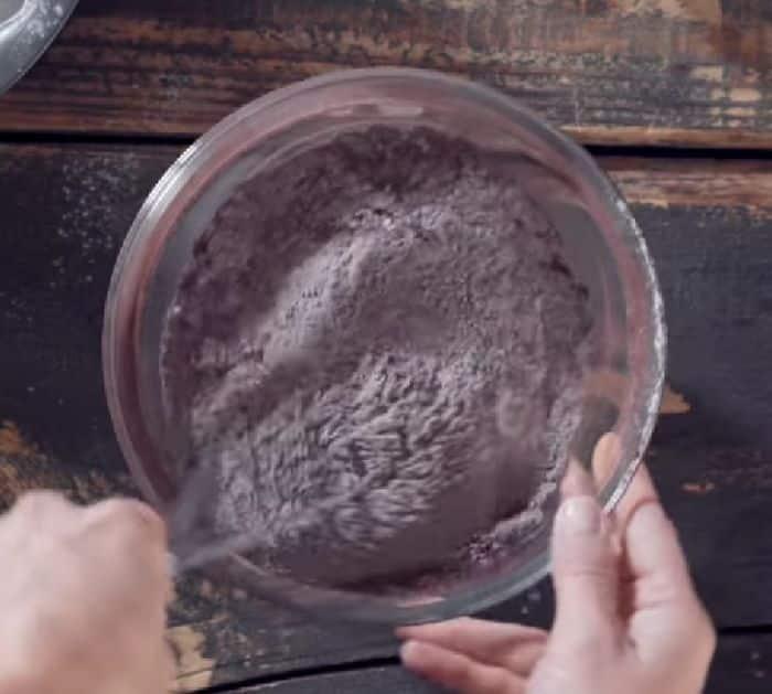 How to Make Chocolate Cream Cheese Bundt Cake