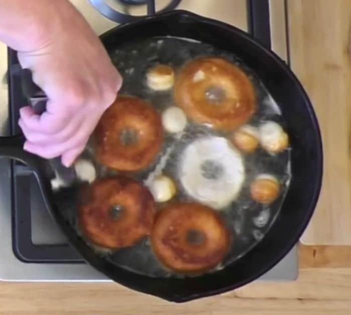 How to Make Fresh & Hot Donuts