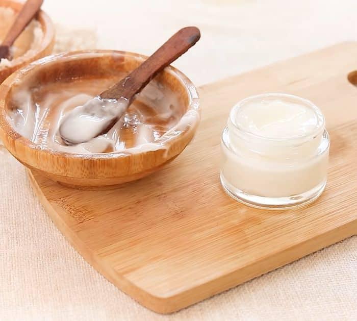 4 Best Ways to Get Healthy, Baby Soft and Pink Lips Instructions