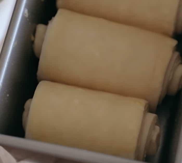 Make a croissant loaf with unsalted butter