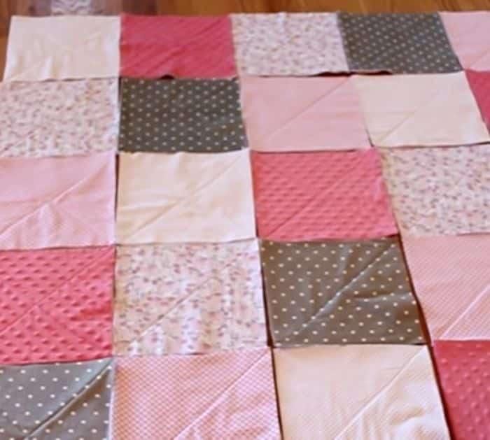 Easy DIY Rag Quilt Tutorial