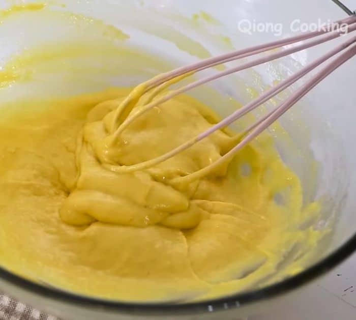 No-Bake Fluffy and Moist Sponge Cake Recipe