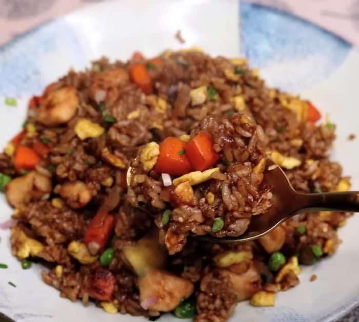 Easy Takeout Fried Rice Recipe